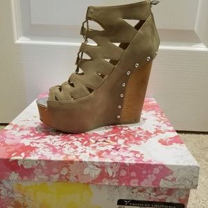 Chinese Laundry Heels